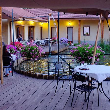 Agriturismo Cascina Madonnina Pregnana Milanese Zewnętrze zdjęcie